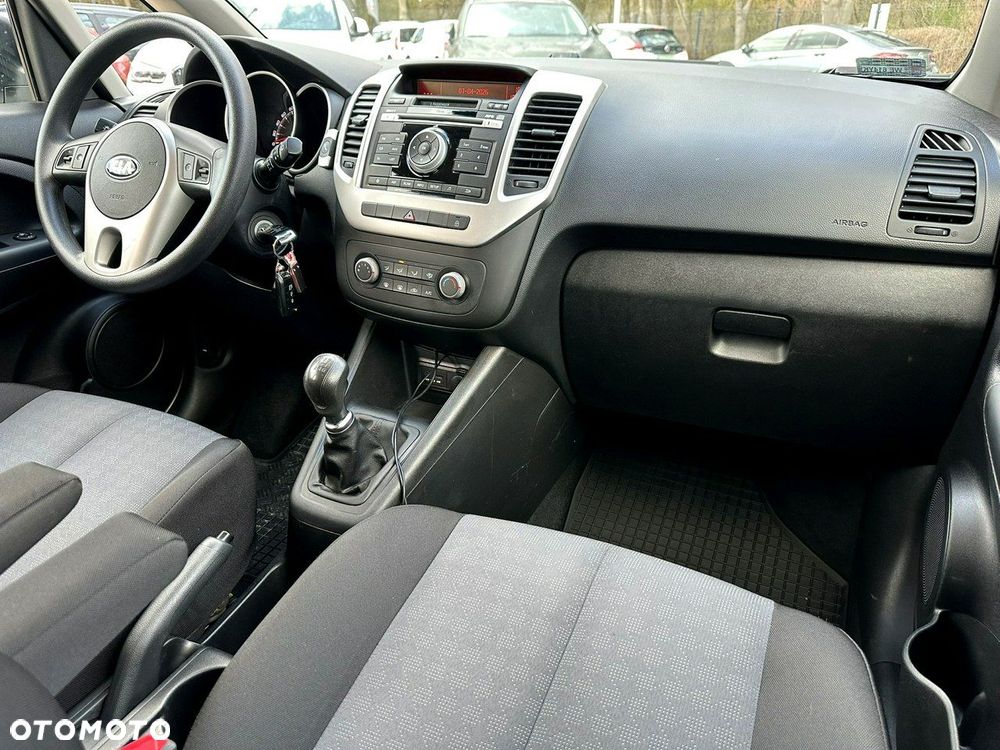 Kia Venga 1.4 CRDi M - 22