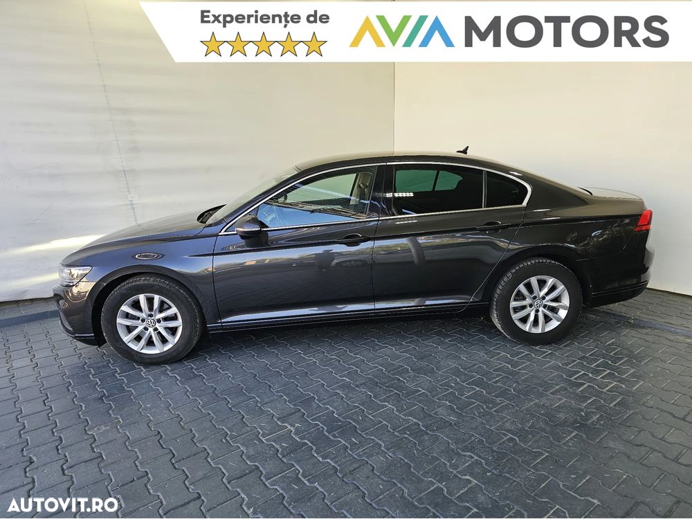 Volkswagen Passat 1.5 TSI ACT DSG Comfortline - 3
