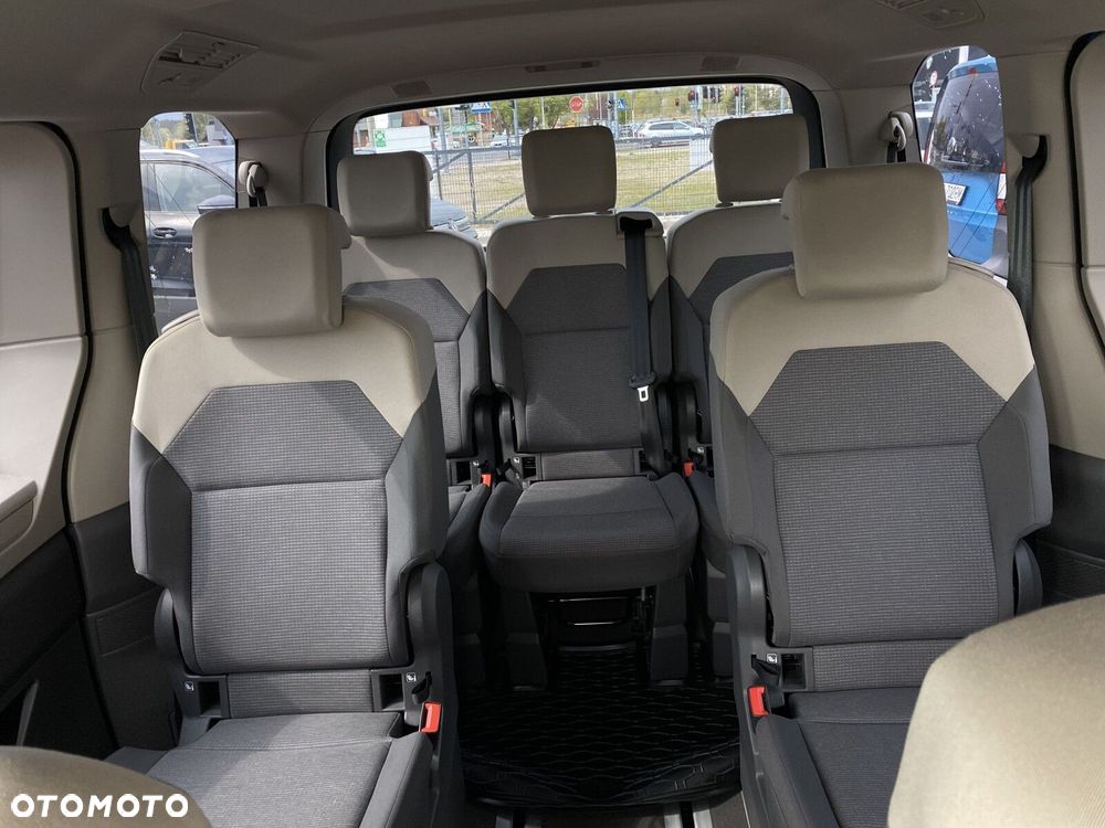 Volkswagen Multivan 2.0 TDI L1 Family DSG - 28