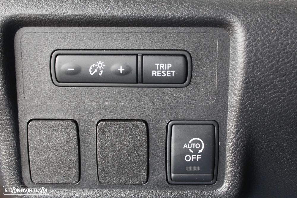 Nissan Micra 0.9 IG-T Tekna Orange Vibes S/S - 49