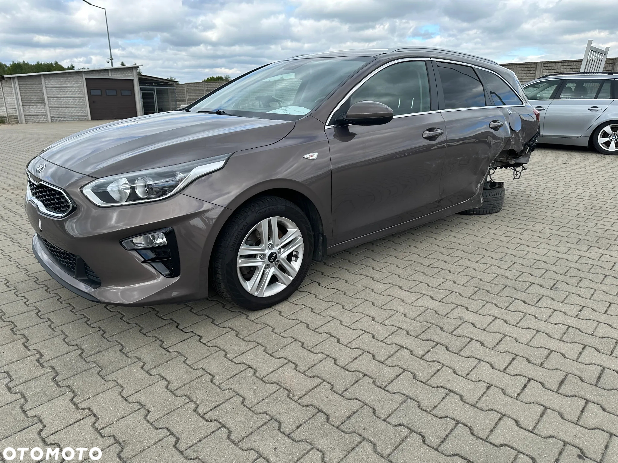 Kia Ceed 1.0 T-GDI 100 OPF Attract - 3