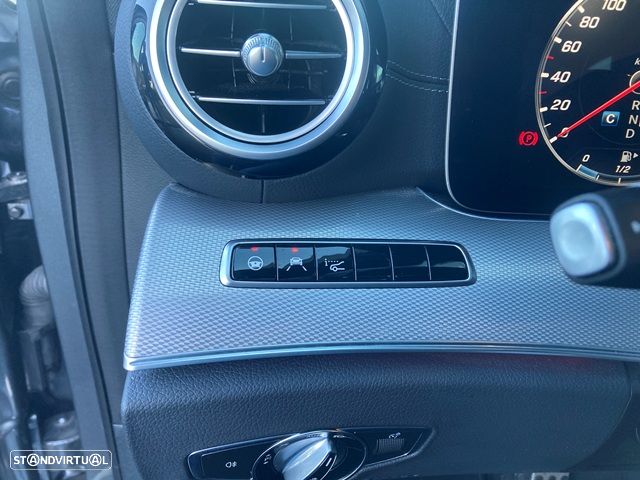 Mercedes-Benz E 300 de 9G-TRONIC AMG Line - 23
