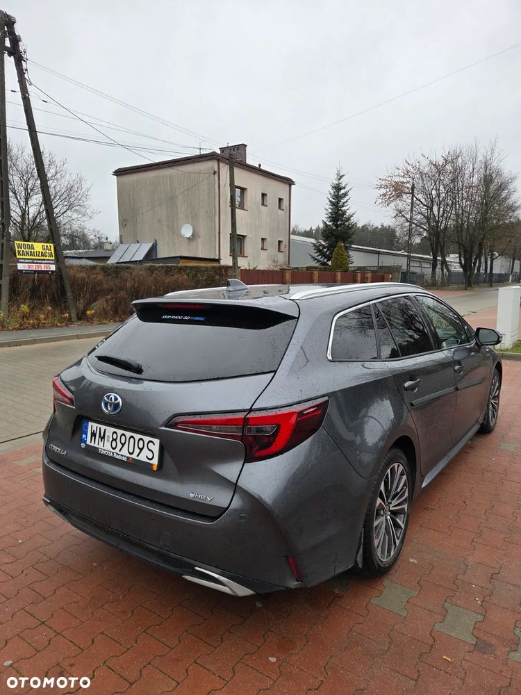 Toyota Corolla 2.0 Hybrid Style - 6