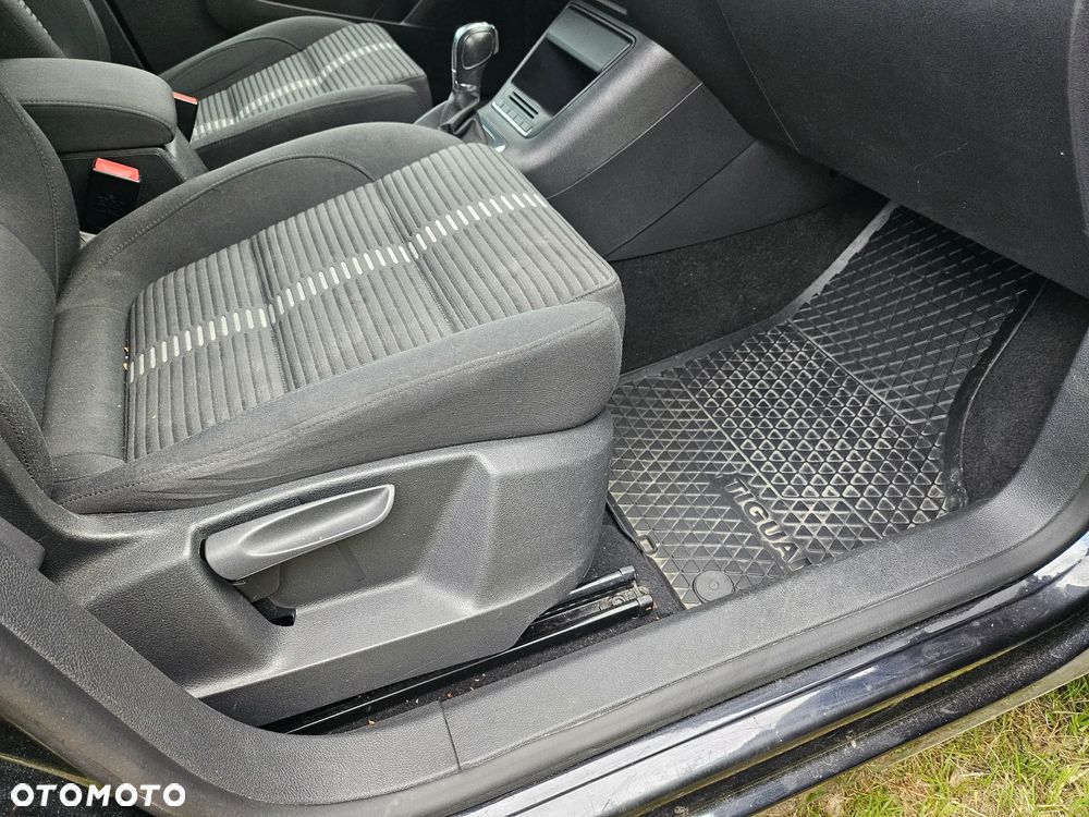 Volkswagen Tiguan 2.0 TDI 4Mot Sport DSG - 9