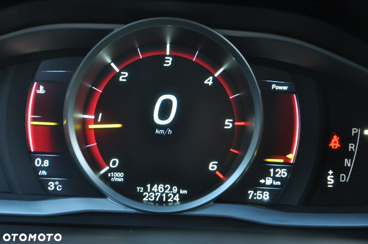 Volvo V70 D4 Drive-E Summum - 30