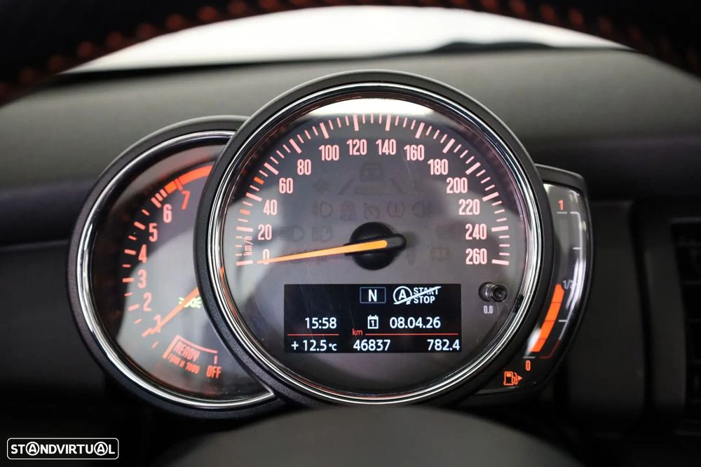 MINI Cabrio One Sport Edition - 26