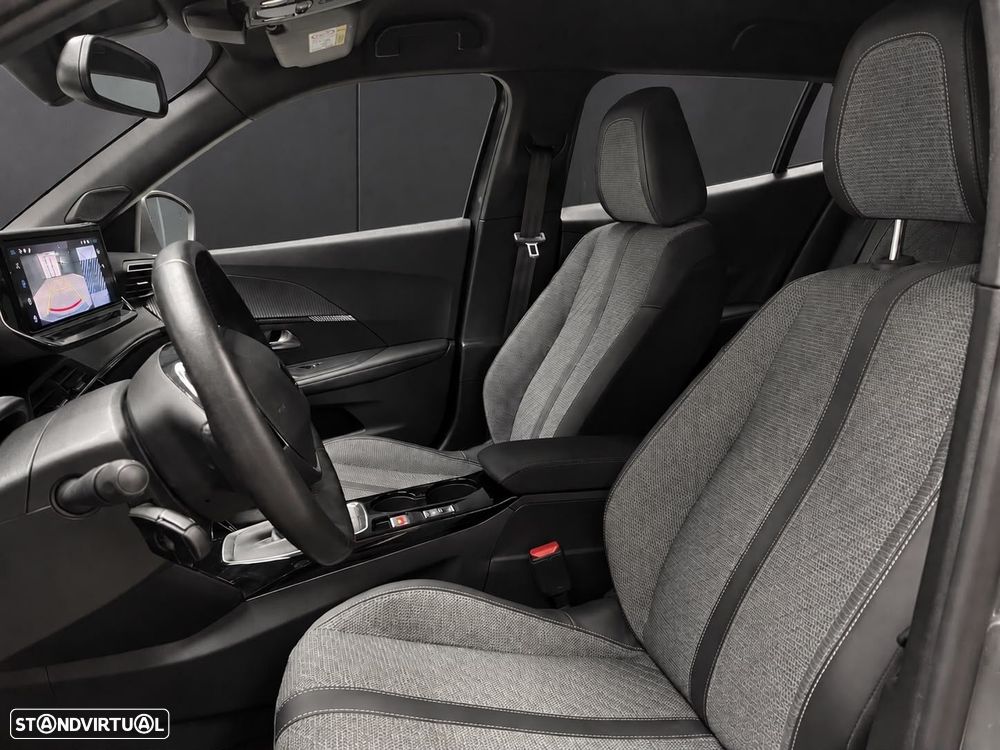 Peugeot 2008 1.2 PureTech Allure - 4