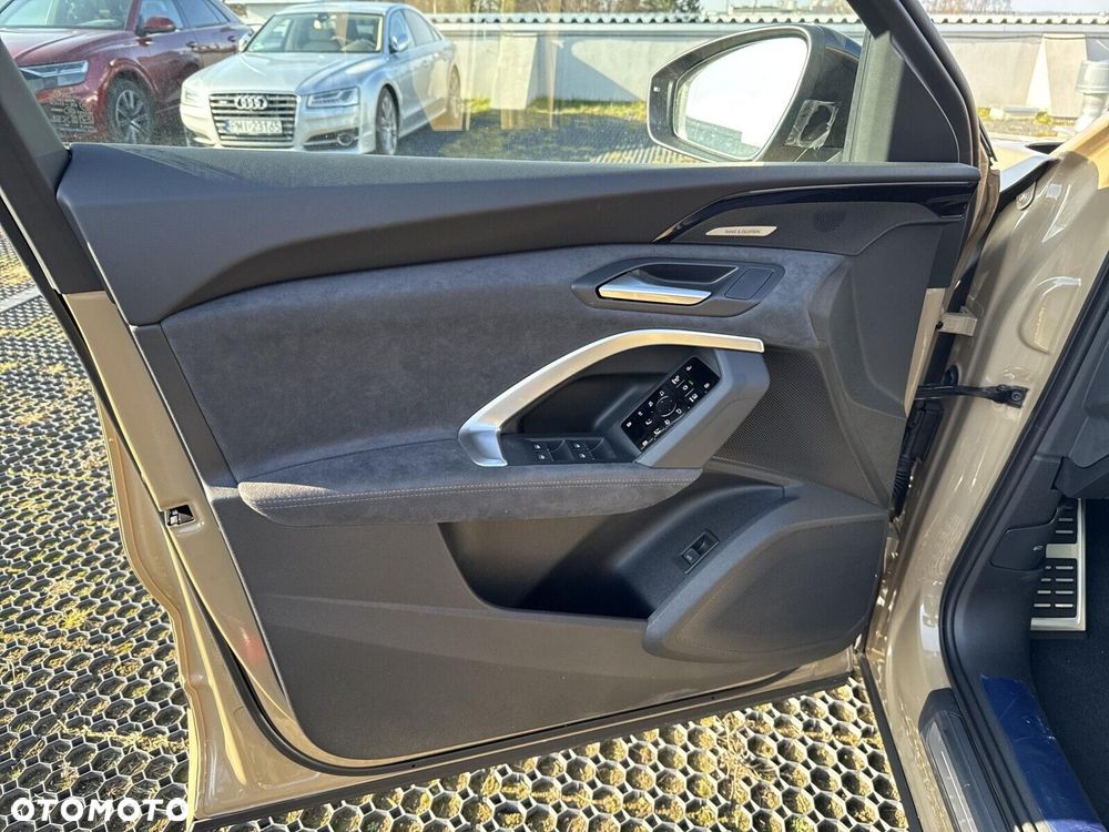 Audi Q5 Sportback - 9