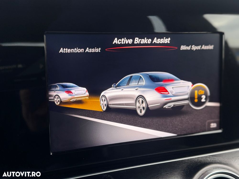 Mercedes-Benz E 220 d 9G-TRONIC Exclusive - 30