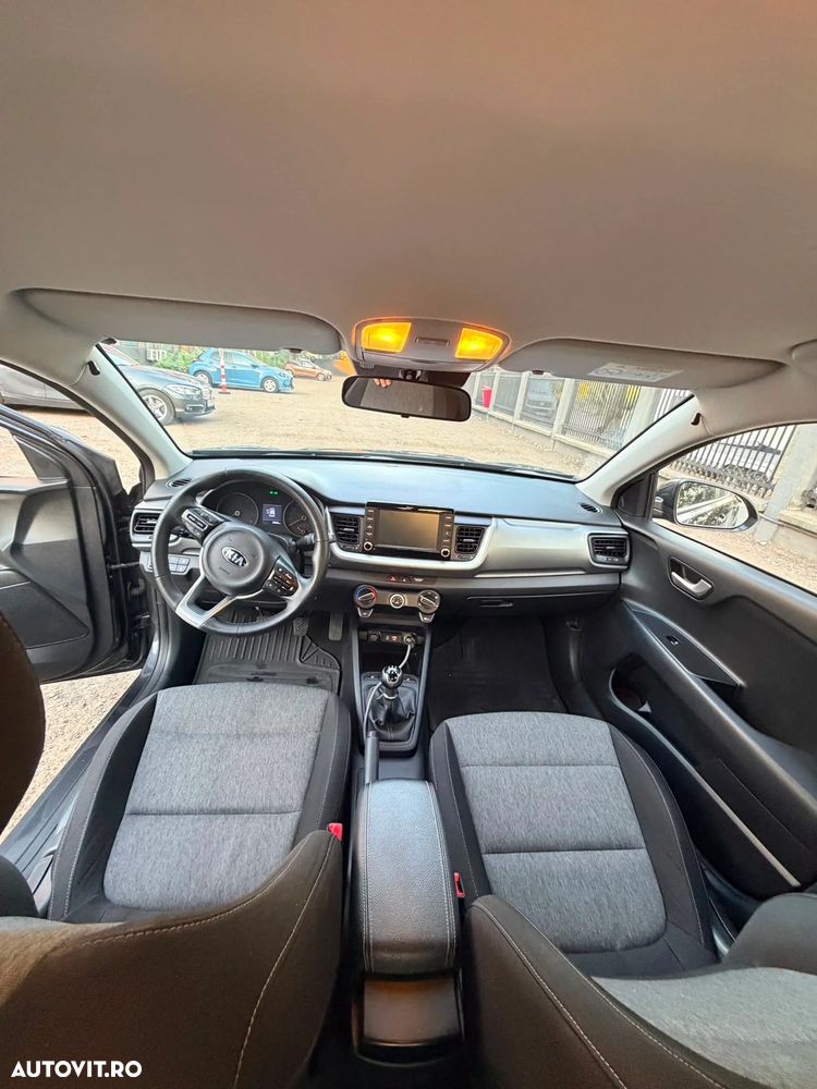 Kia Stonic 1.2 GSL Urban - 13