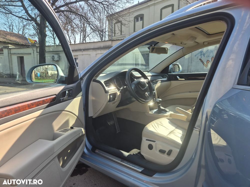 Skoda Superb 2.0 TSI Elegance DSG - 16