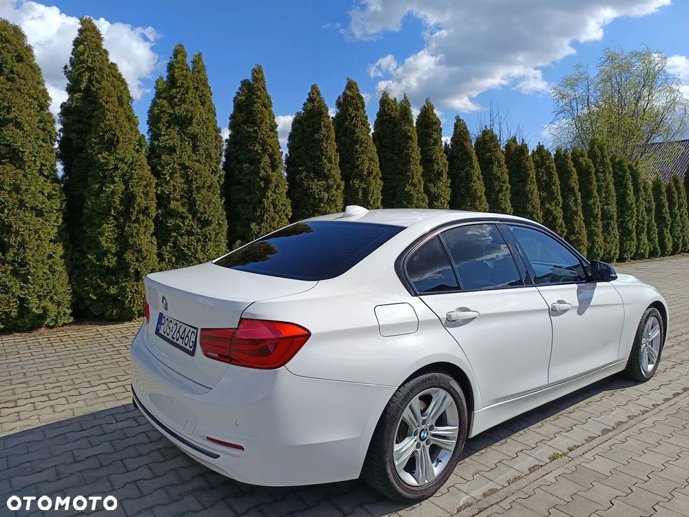 BMW Seria 3 316d Edition M Sport Shadow - 11