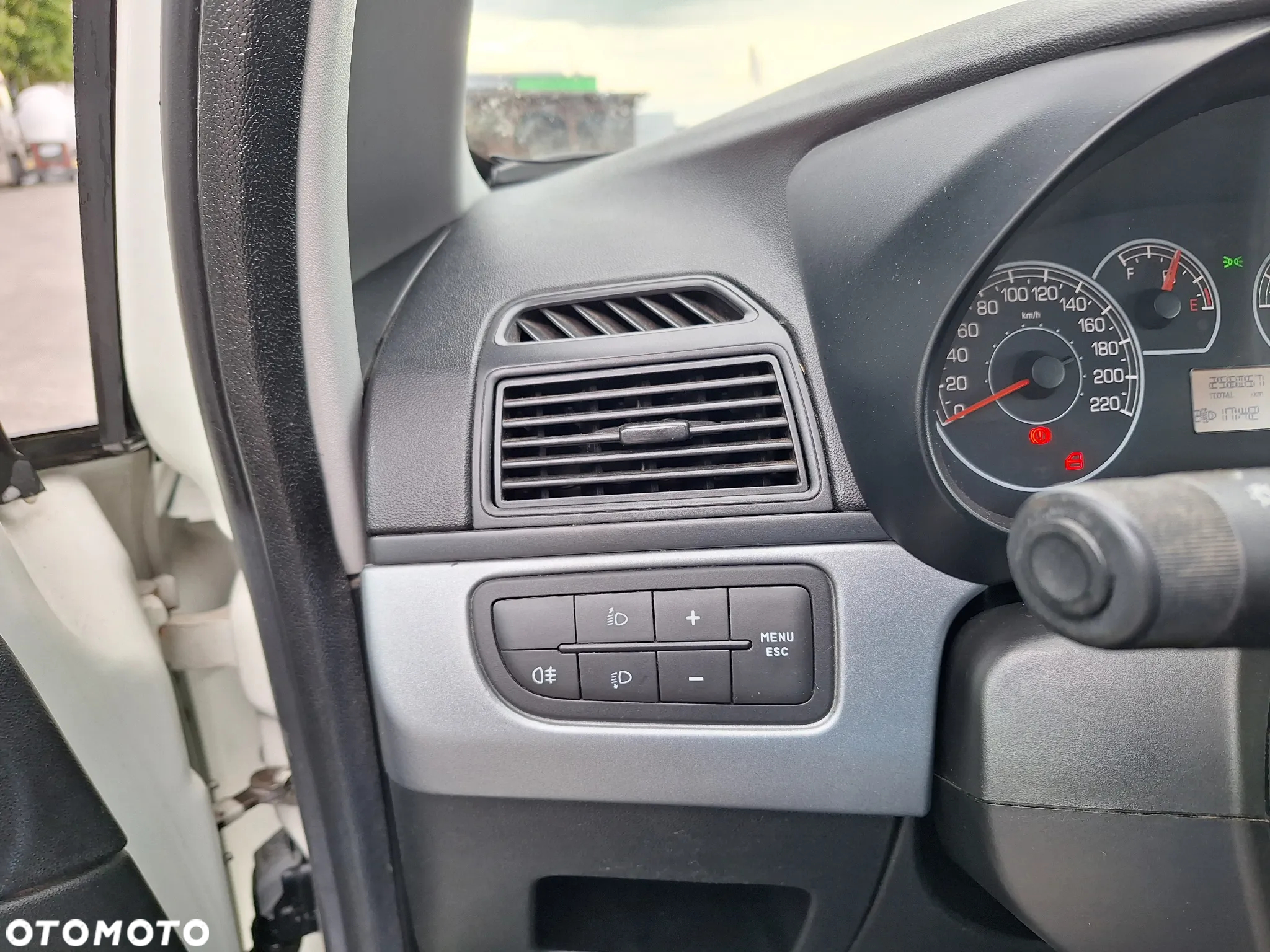 Fiat Punto Van - 10