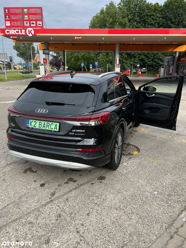 Audi Q4 e-tron 35 52kWh S Line - 11
