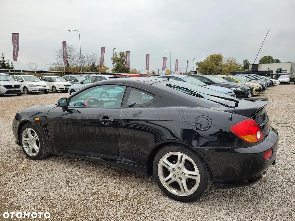 Hyundai Coupe 2002 photo 3