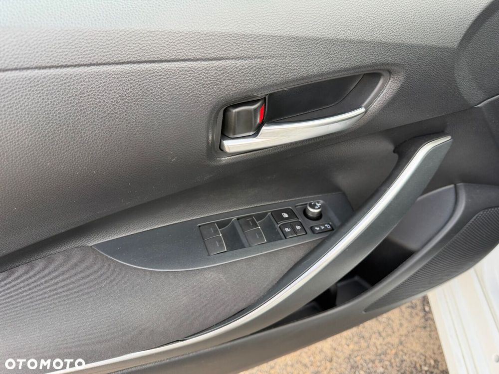 Toyota Corolla - 22