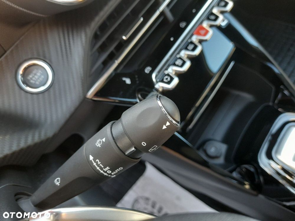 Peugeot 2008 1.2 PureTech Allure S&S EAT8 - 16