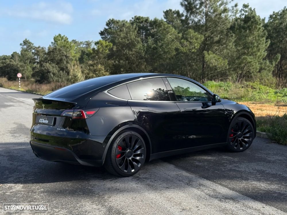 Tesla Model Y Performance Dual Motor AWD - 7