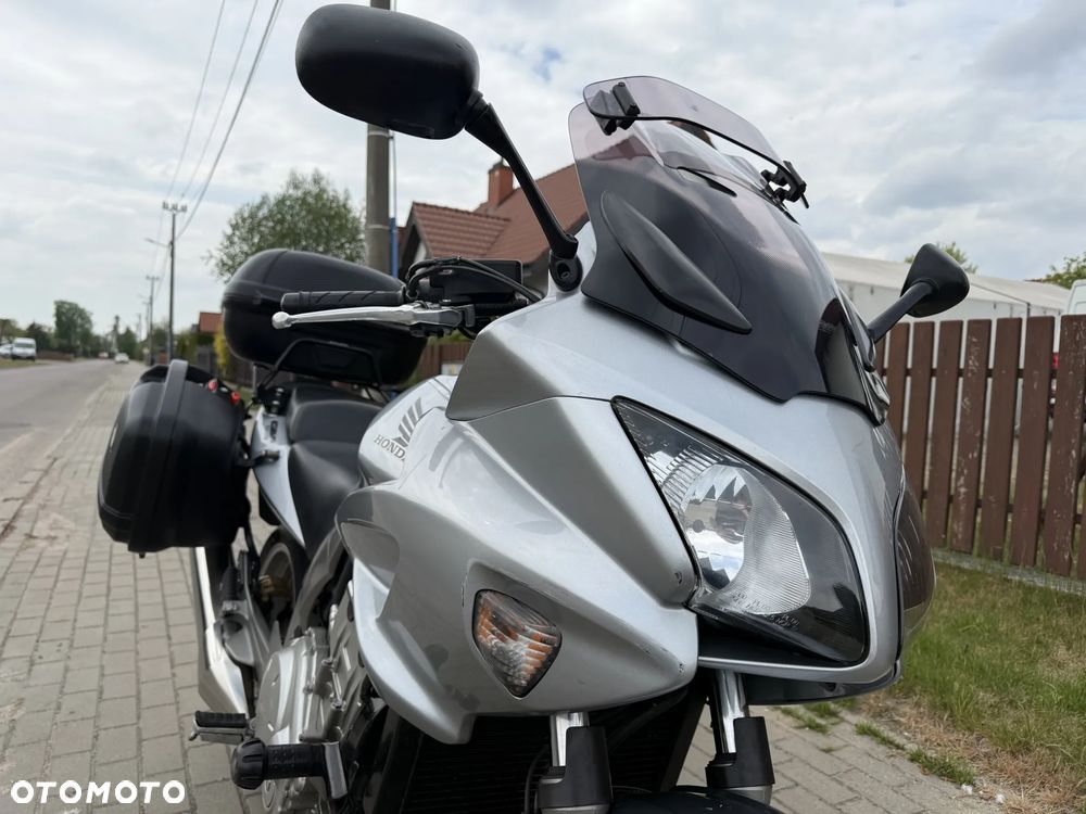 Honda CBF - 8