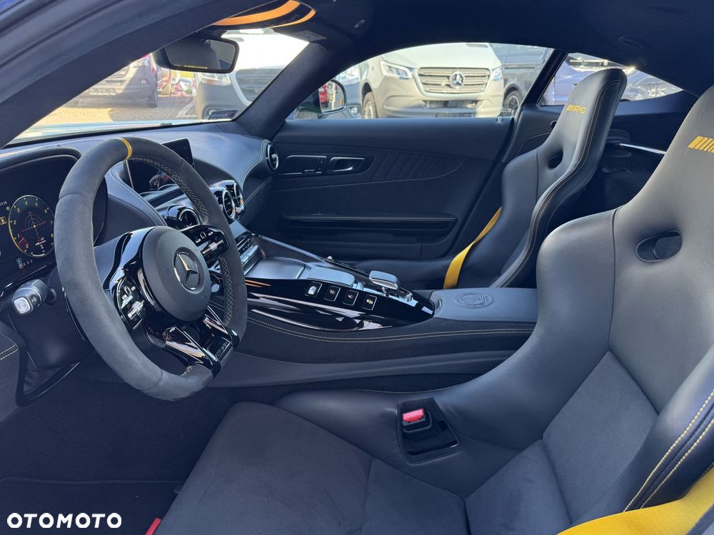 Mercedes-Benz AMG GT - 7