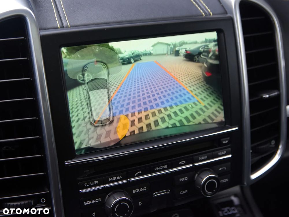 Porsche Cayenne S Tiptronic S - 25