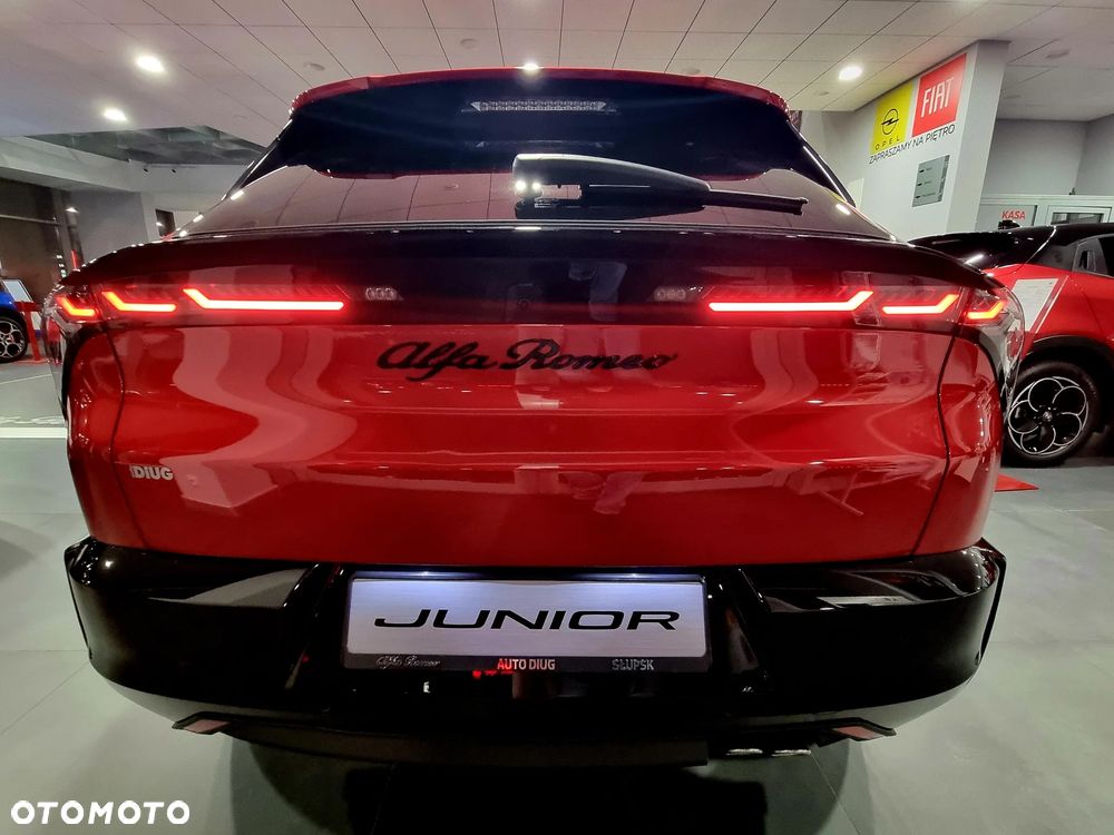 Alfa Romeo Junior 1.2 mHEV Ibrida Q4 eDCT - 9