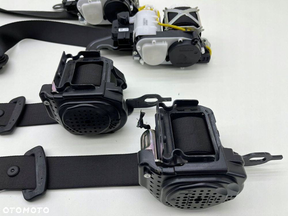 BMW 5 G30 PASY BEZPIECZEŃSTWA KOMPLET ORYGINAŁ 7429999 - 2