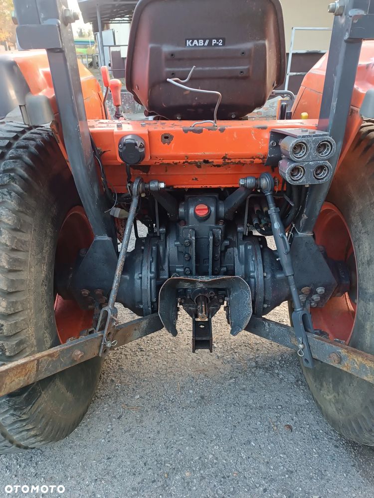 Kubota L4200 CIĄGNIK SADOWNICZY OGRODNICZY ISEKI SHIBAURA 4X4 SUPER STAN ZAREJESTROWANY CASE 4 CYLINDRY KUBOTA YANMAR KOMUNALNY - 8