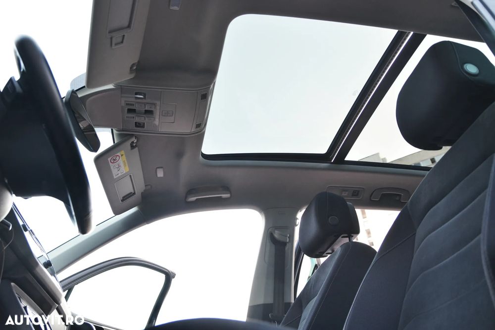 Volkswagen Tiguan - 14
