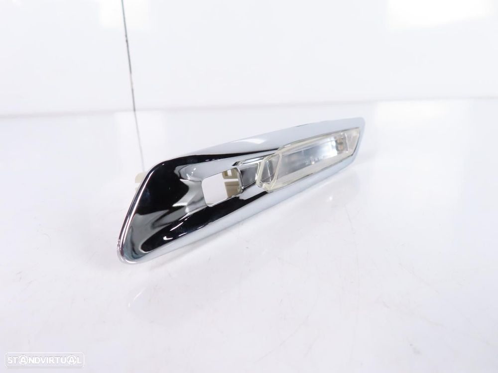 Pisca guarda-lamas Direito/Frente/Lateral Novo BMW 5 (F10)/BMW 5 Touring (F11) - 2