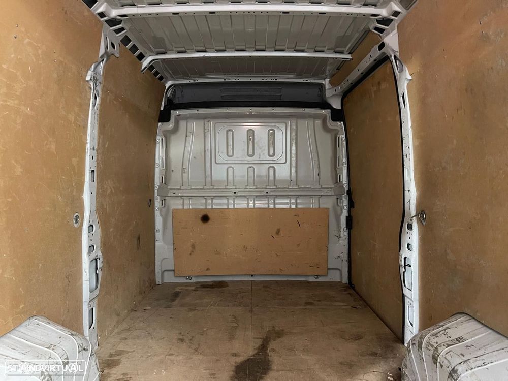 Peugeot Boxer 2.2 BlueHDi 335 L2 CD - 19