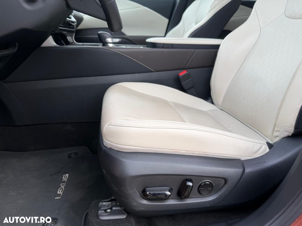 Lexus Seria RX 350h E-Four HEV Executive - 18