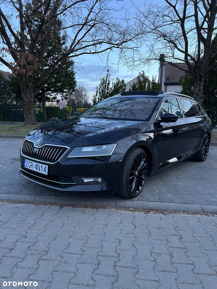 Skoda Superb 2.0 TDI Style DSG - 8