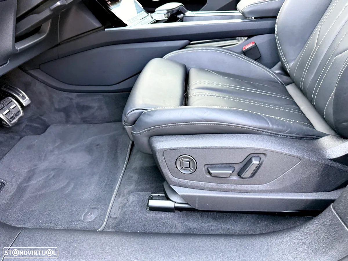 Audi Q8 e-Tron 50 quattro S line - 23