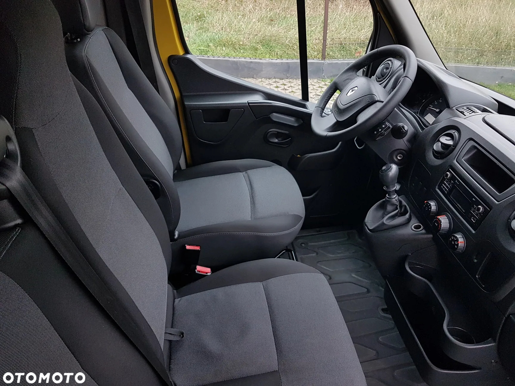 Renault MASTER KONTENER 8EP 4,21x2,23x2,22 KLIMA MANUAL KRAJOWY 6-BIEGÓW - 36