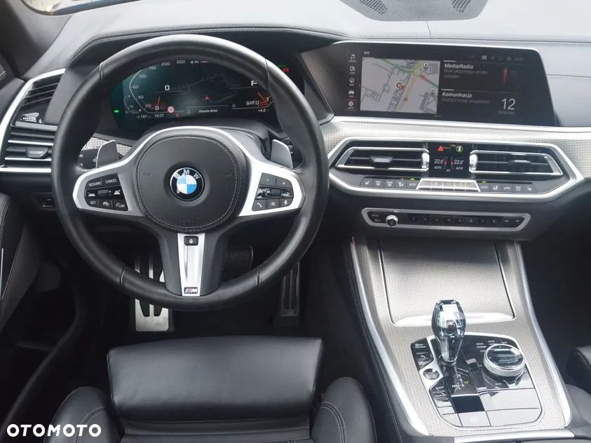 BMW X5 M50i - 14