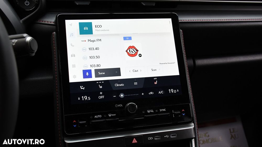 Lexus LBX 1.5 HEV 4x2 CVT Emotion - 18