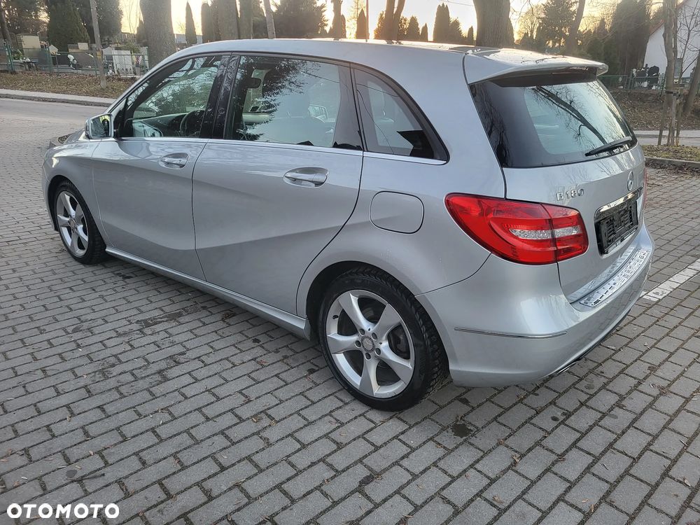 Mercedes-Benz Klasa B 180 CDI (BlueEFFICIENCY) - 5