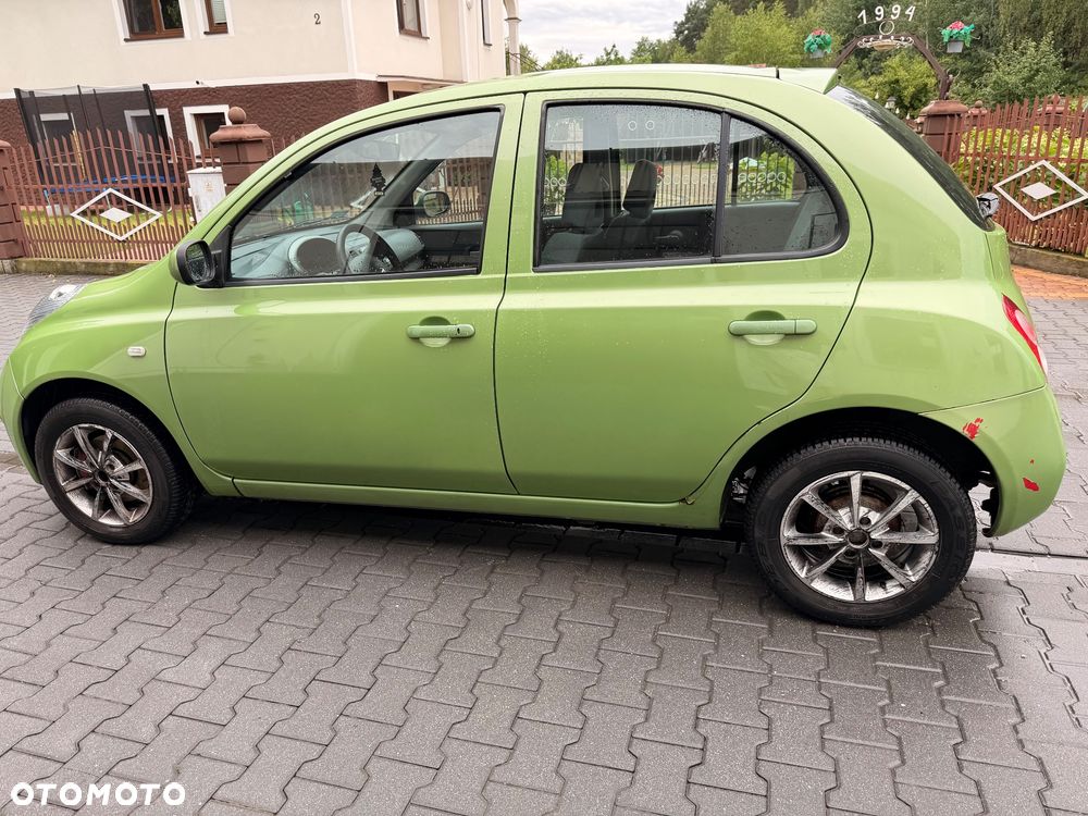 Nissan Micra - 2