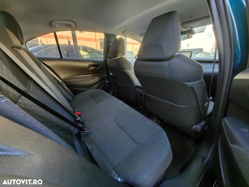 Toyota Corolla 1.8 HSD Dynamic - 17