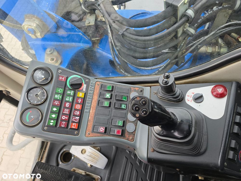 Liebherr 309 / RAMIE TRZY RAZY ŁAMANE - 12