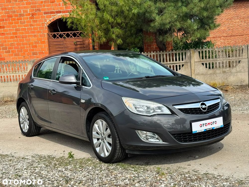Opel Astra 1.4 Turbo - 2
