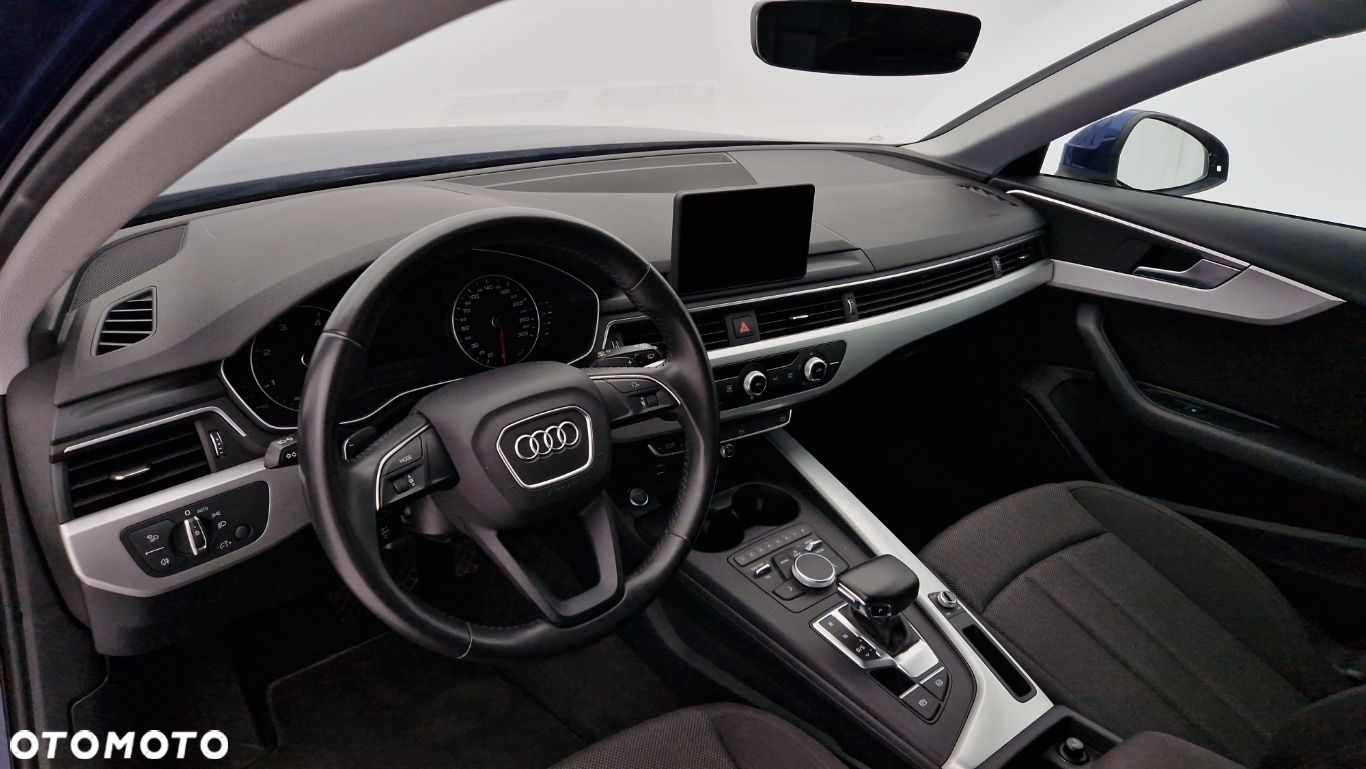 Audi A4 2.0 TDI S tronic - 16