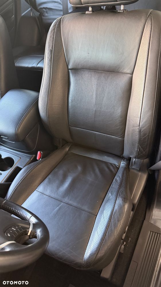 Mitsubishi Pajero 3.8 V6 Instyle - 39