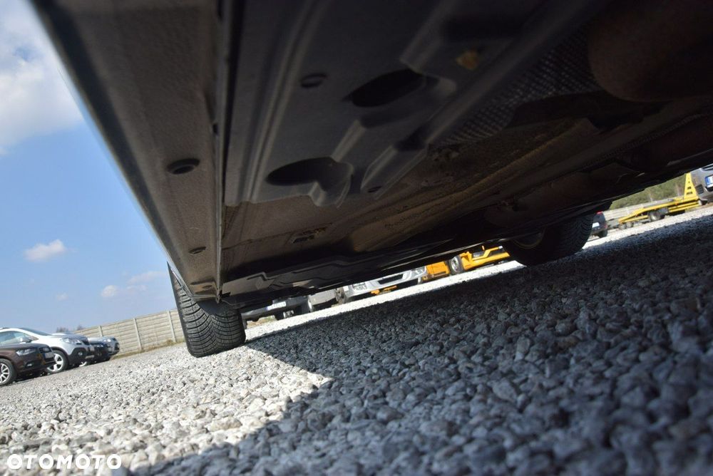 Ford S-Max 2.0 TDCi Titanium - 23