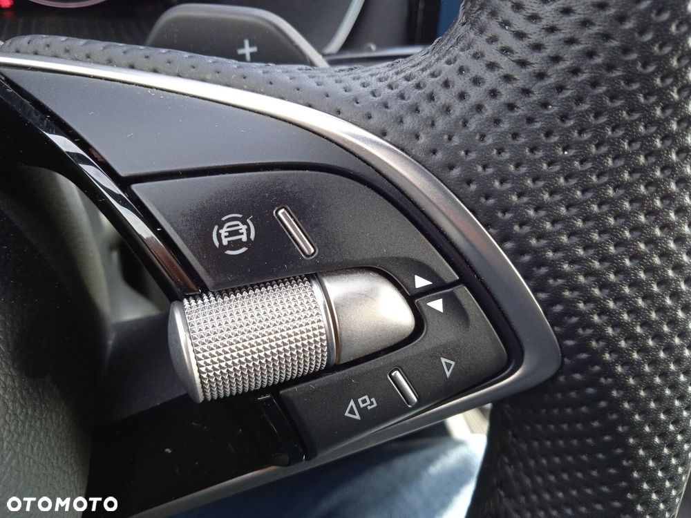 Skoda Octavia 2.0 TDI Sportline DSG - 26