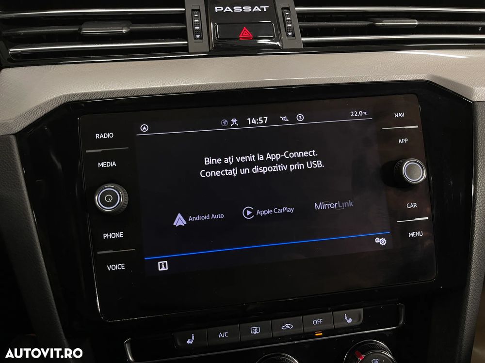 Volkswagen Passat Variant 2.0 TDI DSG Comfortline - 16