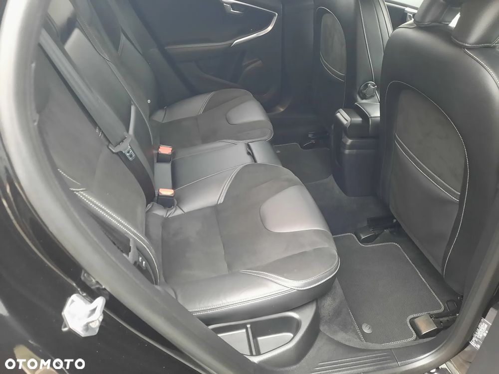 Volvo V40 D2 RDesign - 15