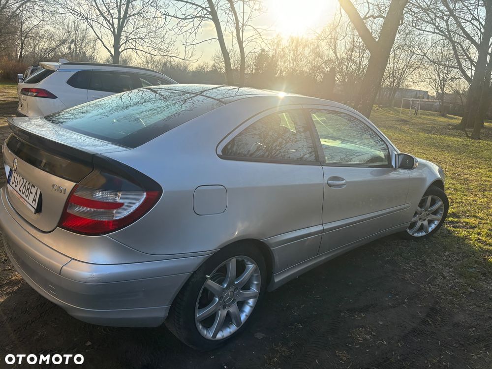 Mercedes-Benz Klasa C 200 CDI Sportcoupe - 3