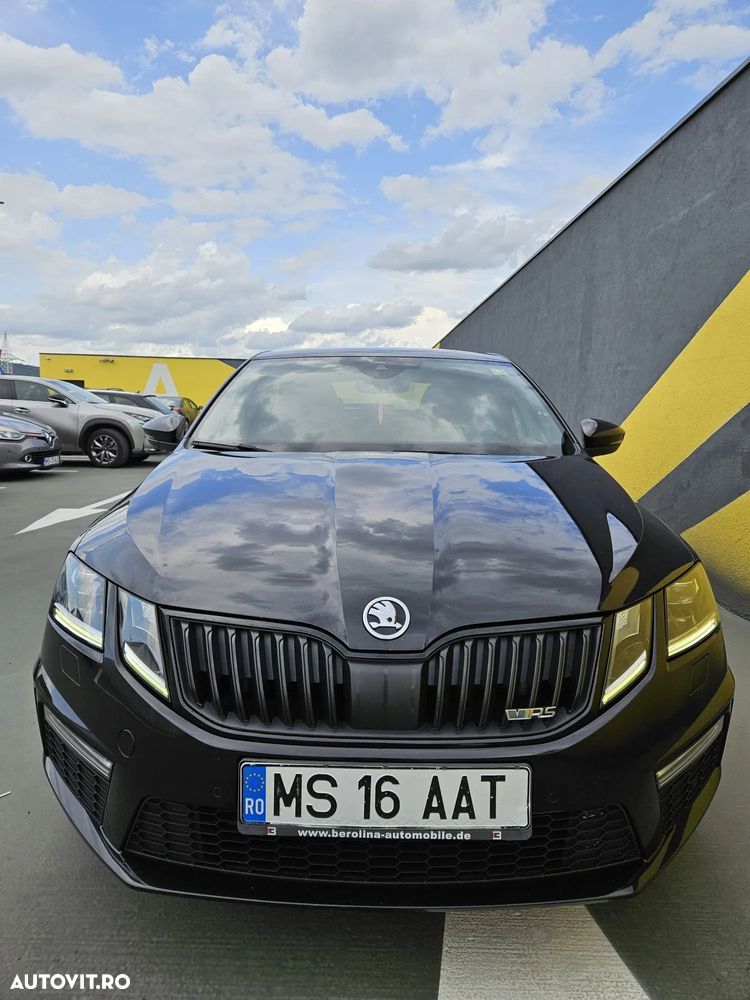 Skoda Octavia 2.0 TDI DSG 4X4 RS - 3